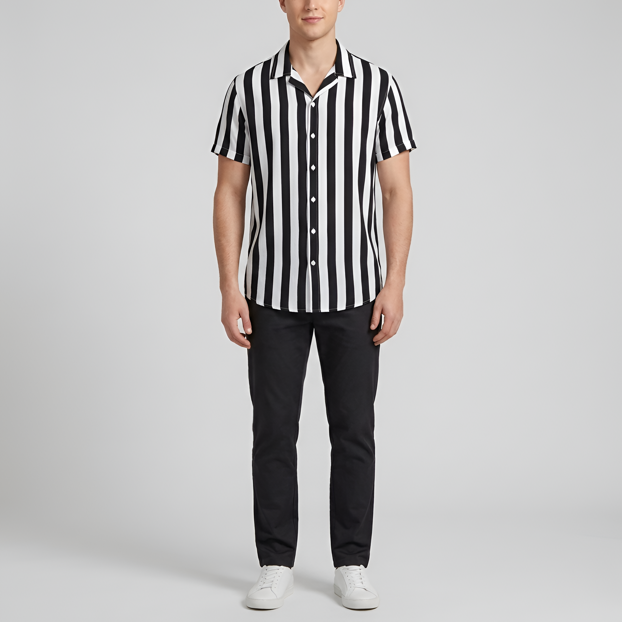 Herre kortærmet stribet skjorte med krave og knaplukning