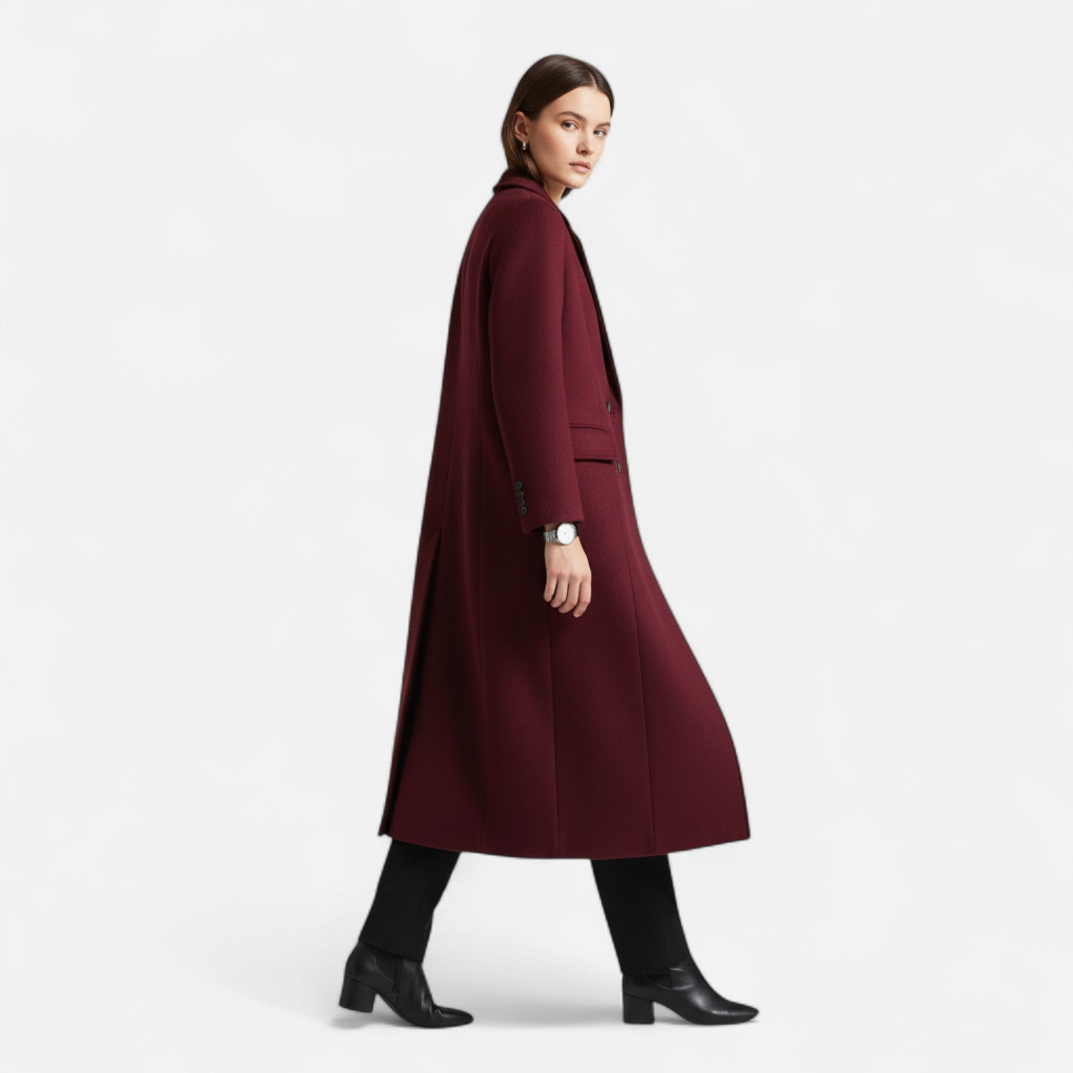 Lang trenchcoat til damer med klassisk revers