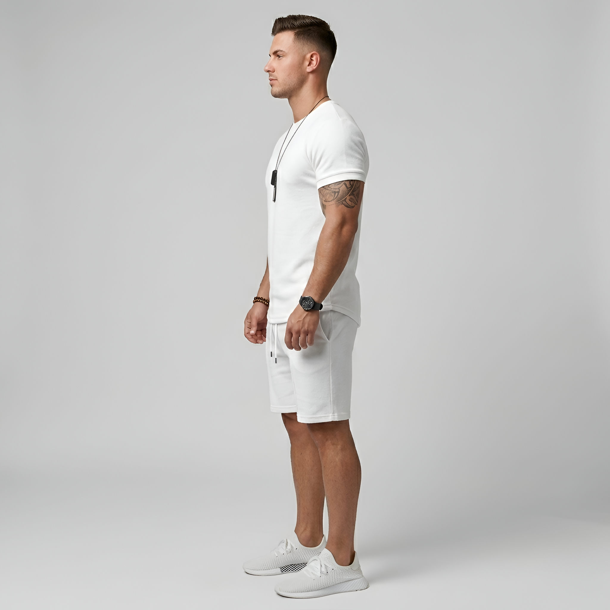 Herre sommersæt med T-shirt og shorts i bomuldsblanding