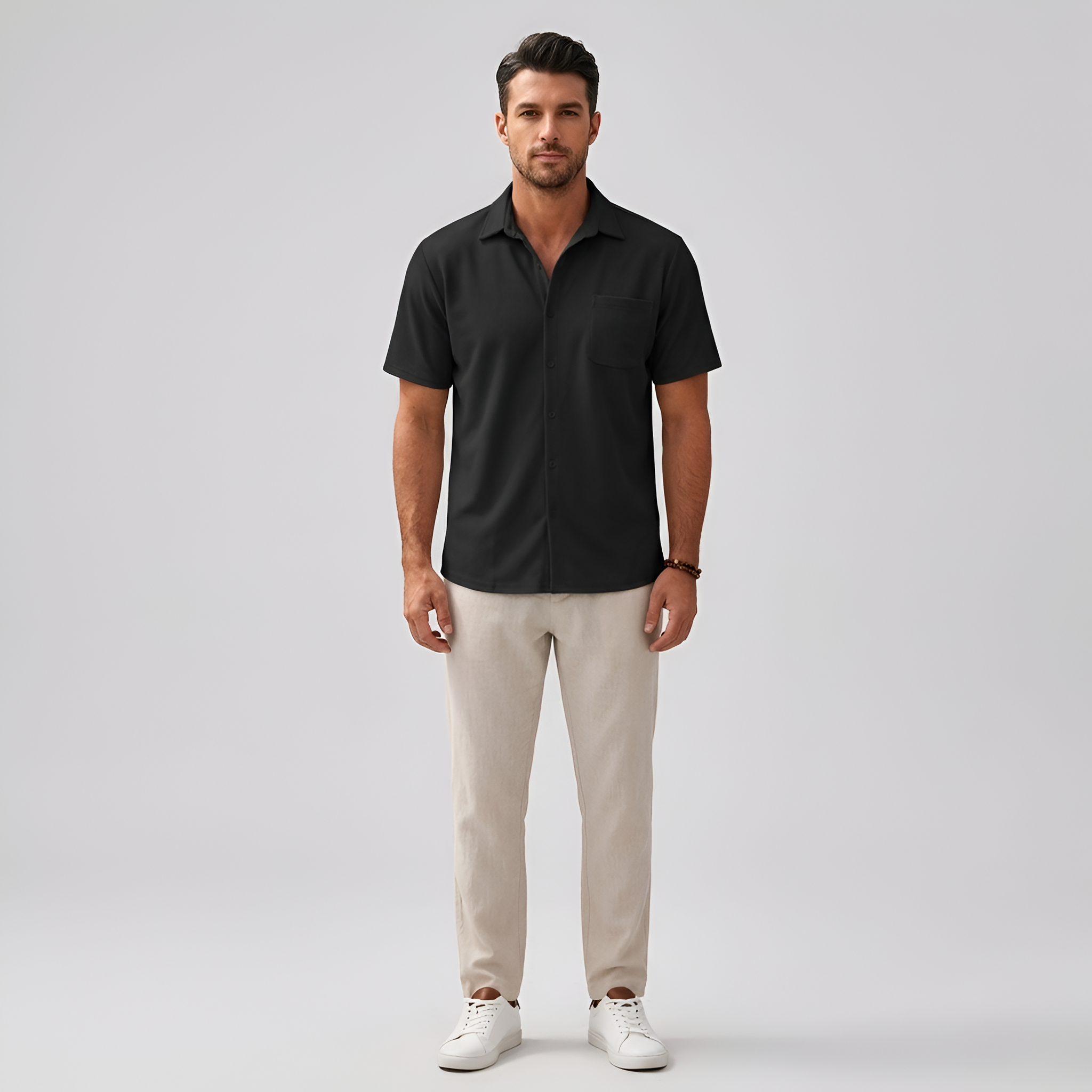 Camisa de hombre de manga corta en algodón con botones y bolsillo en el pecho, ajuste relajado