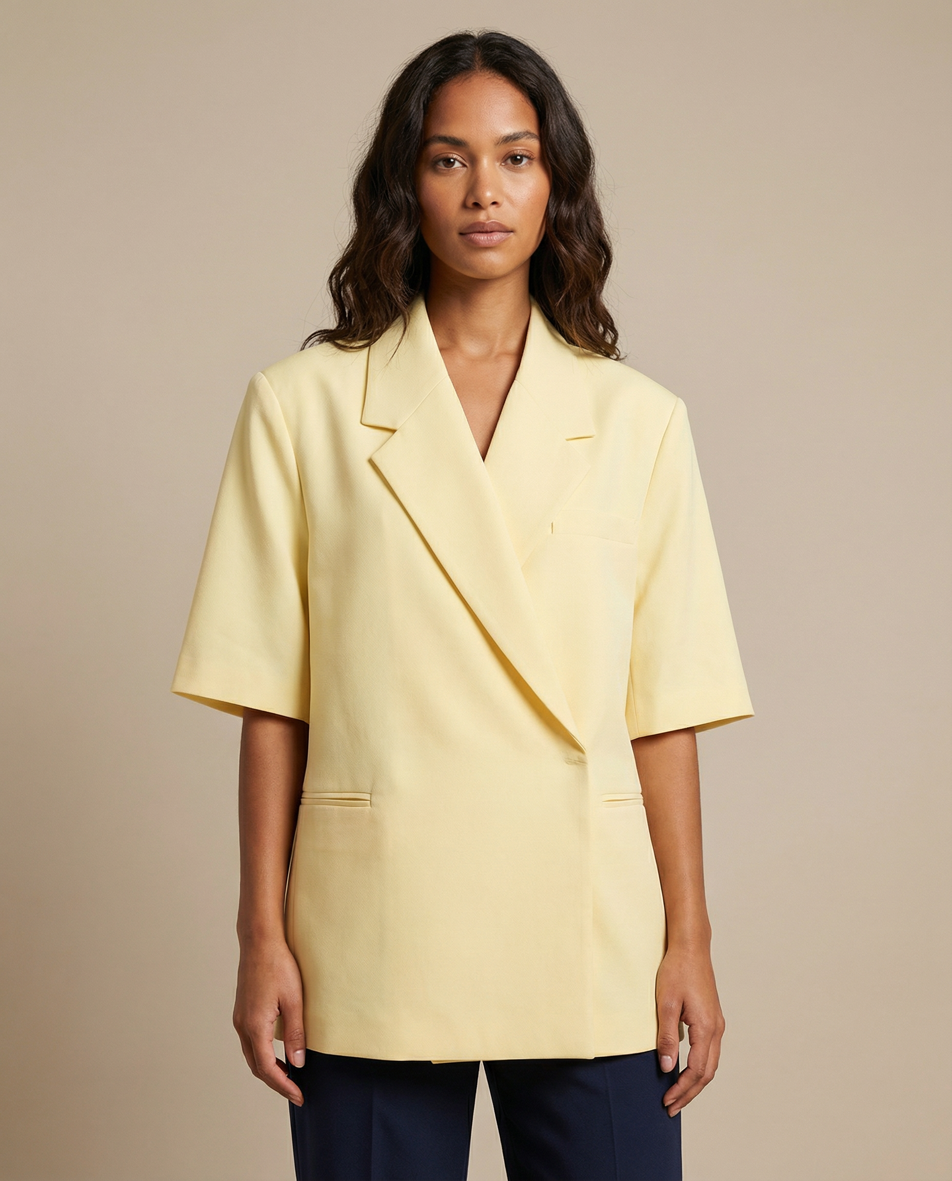 Oversized Uldblazer til Kvinder med Korte Ærmer