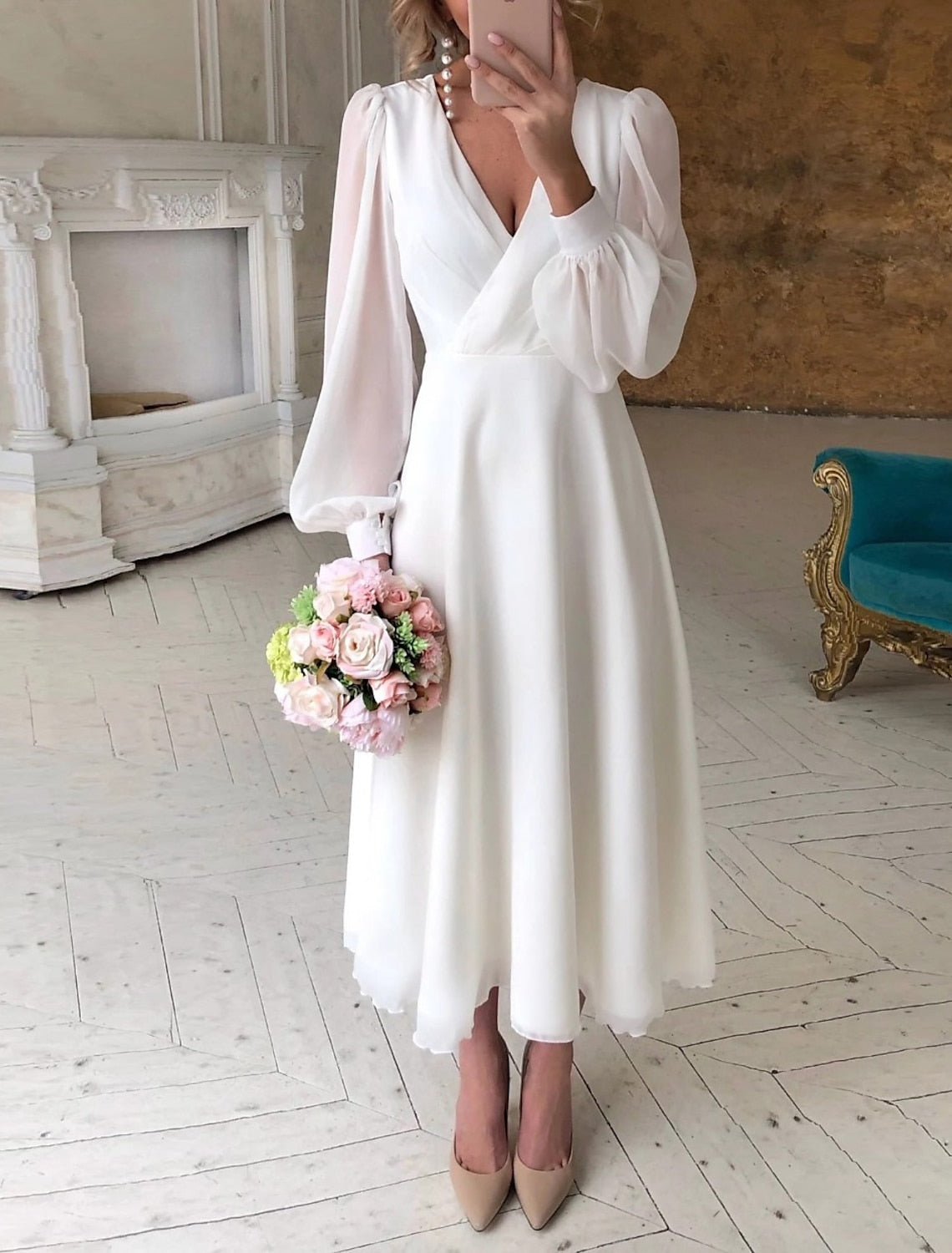 Vestido de Noiva Midi Fluído de Manga Comprida para Senhora com Decote em V