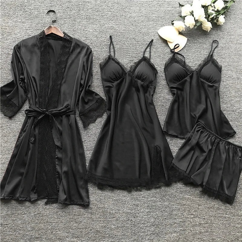 Satin Nattøjssæt til Kvinder | Kimono med Blondekant, Cami & Shorts