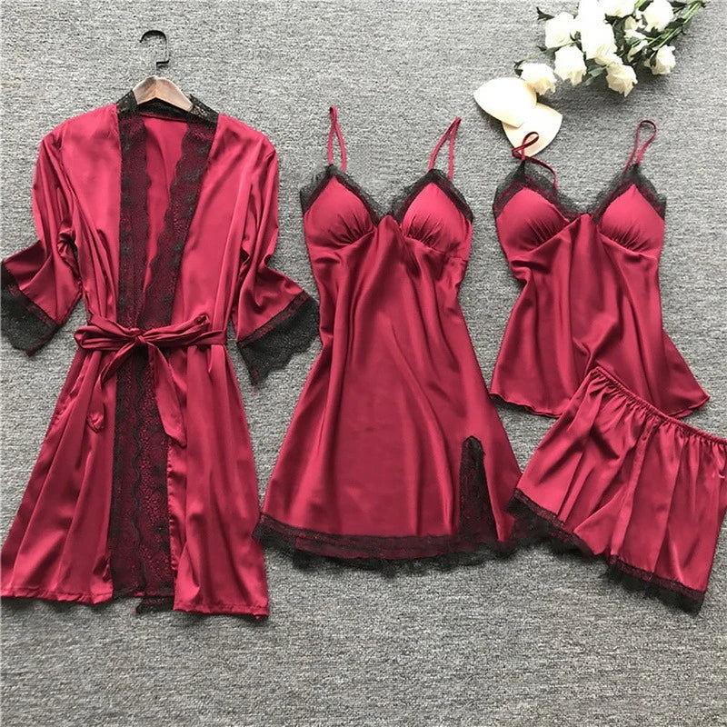 Satin Nattøjssæt til Kvinder | Kimono med Blondekant, Cami & Shorts
