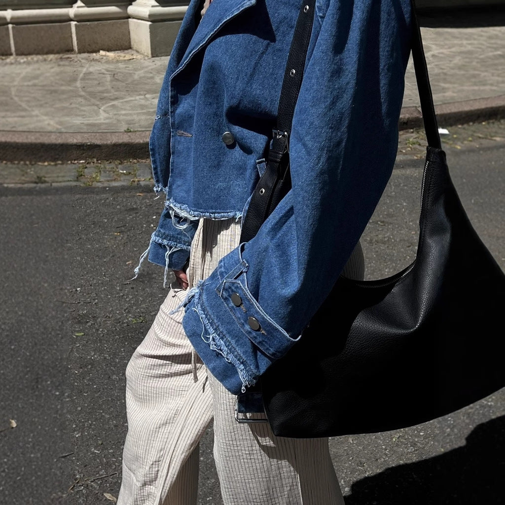 Cropped Denimjakke til Kvinder med Frynsede Kanter