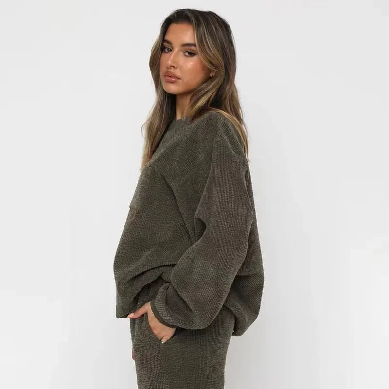 Ribbet Lounge Sæt til Kvinder med Sweatshirt og Joggingbukser