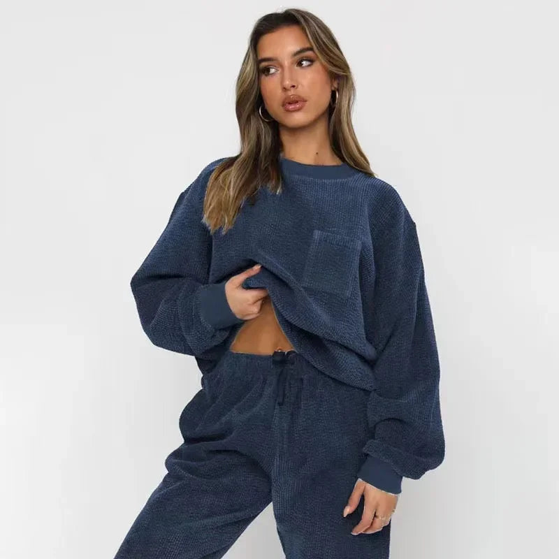 Ribbet Lounge Sæt til Kvinder med Sweatshirt og Joggingbukser
