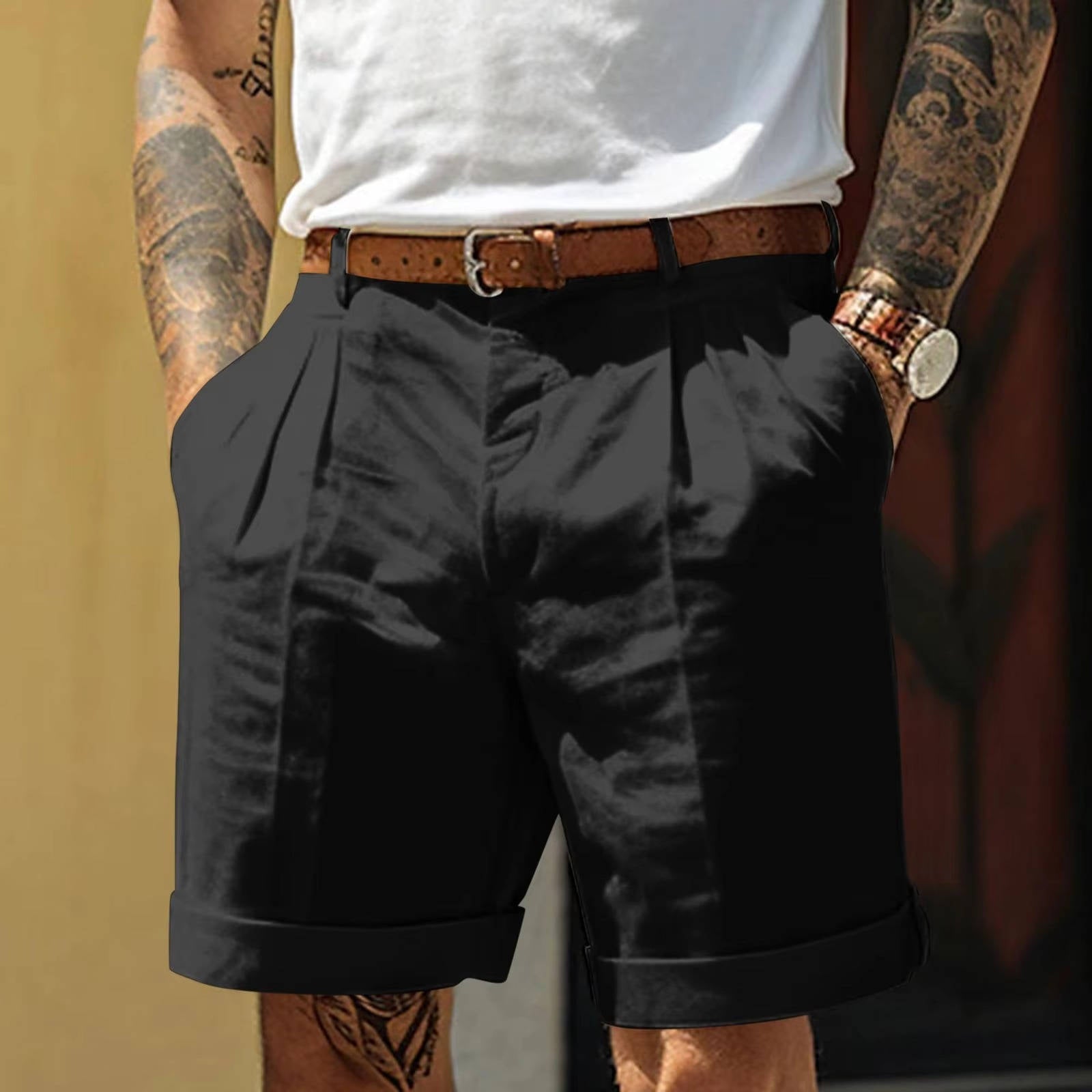 Shorts classici da uomo con piega e risvolto