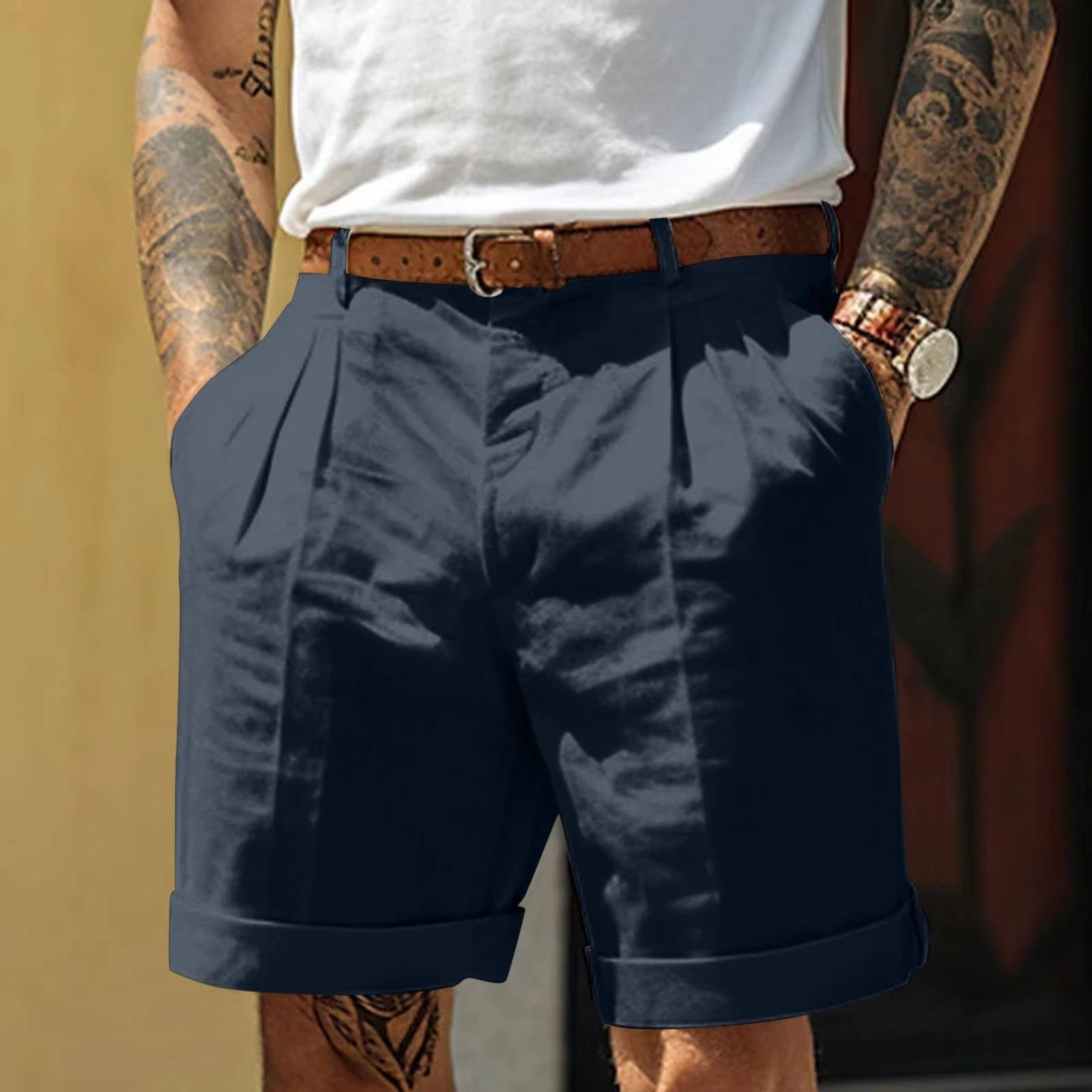 Shorts classici da uomo con piega e risvolto
