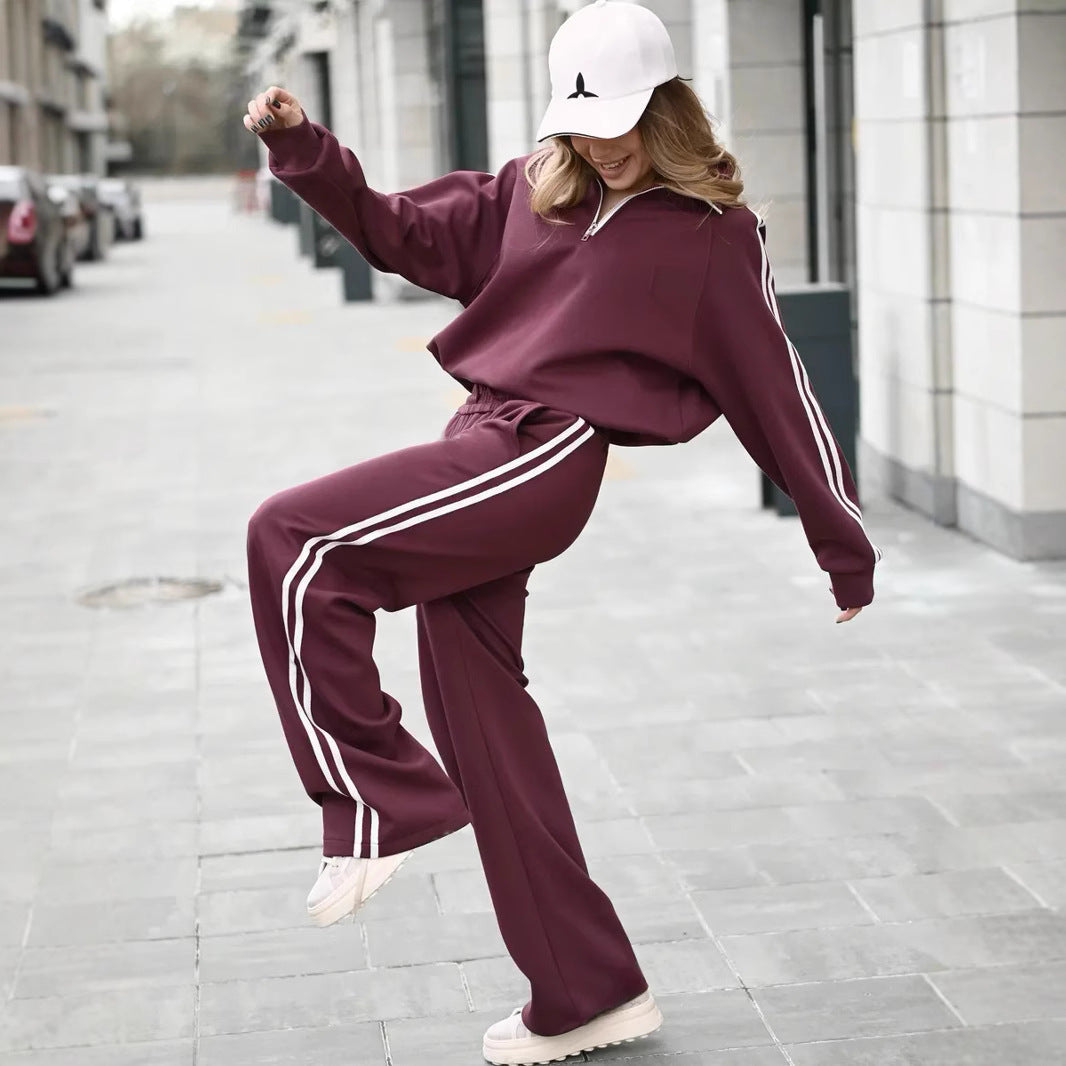 Half-Zip Tracksuit Sæt til Kvinder med Vide Bukser