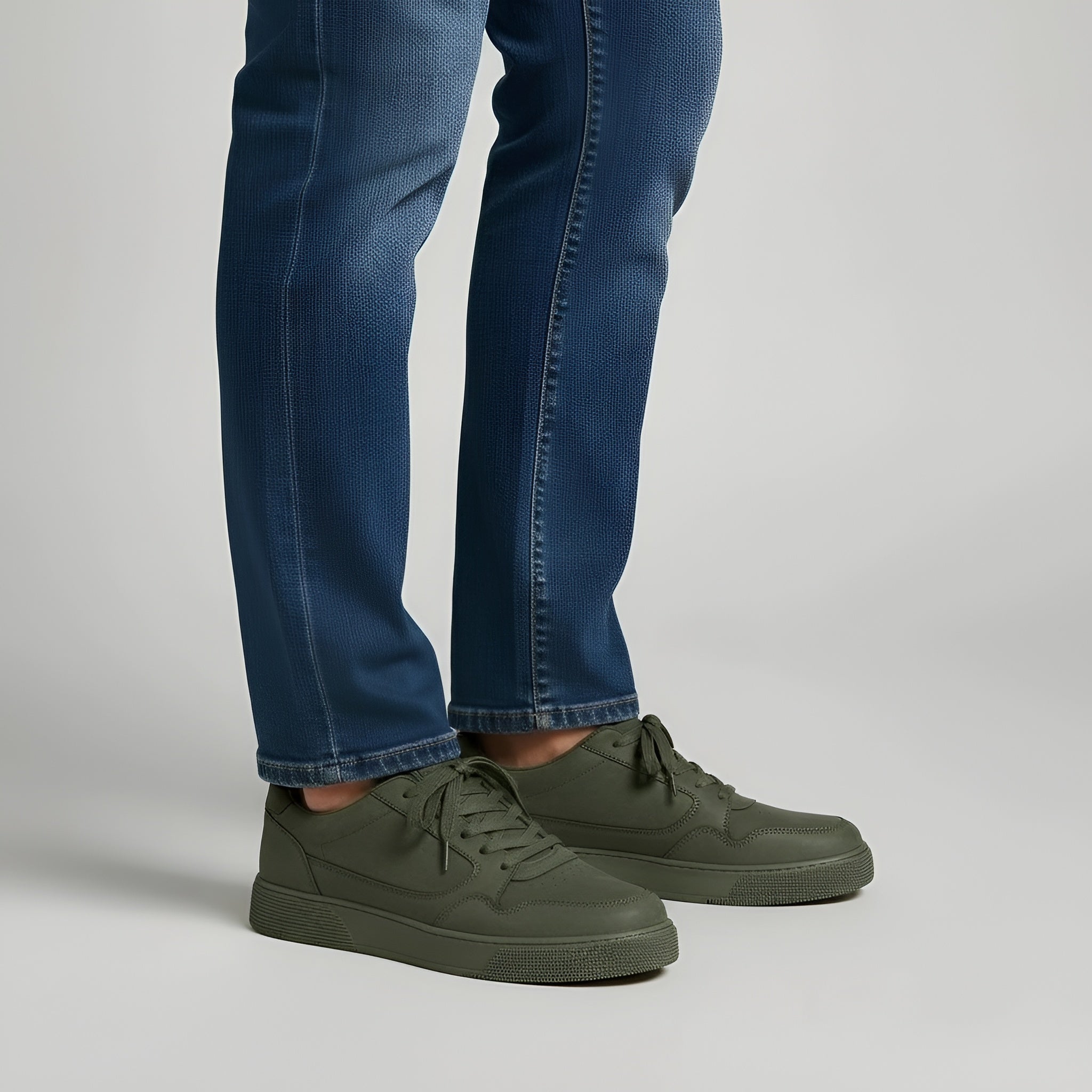 Herres afslappede sneakers med snørebånd, lav top og komfortabel hverdagsgang