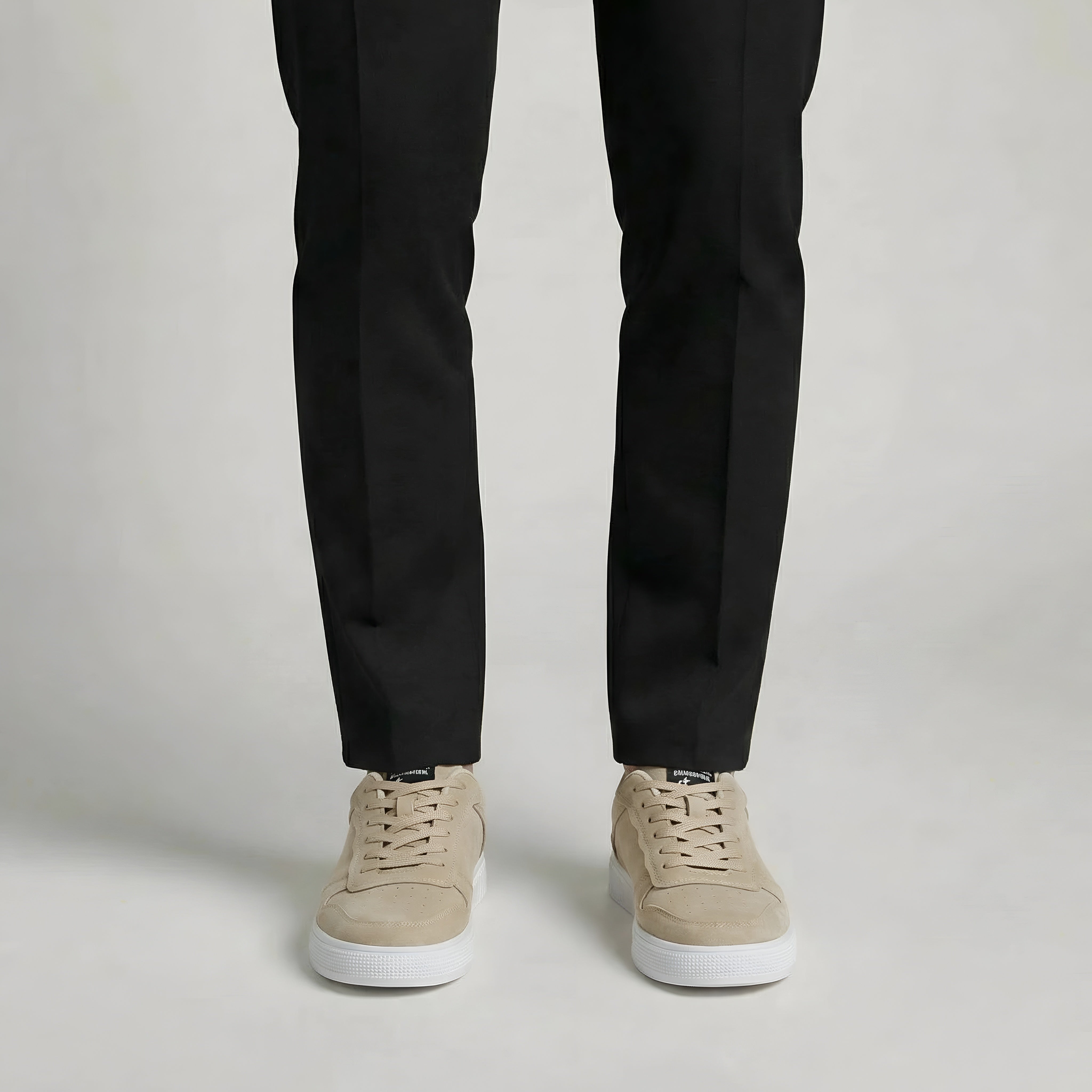 Herres afslappede sneakers med snørebånd, lav top og komfortabel hverdagsgang