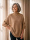 Strikket Poncho til Kvinder med Sideknapper