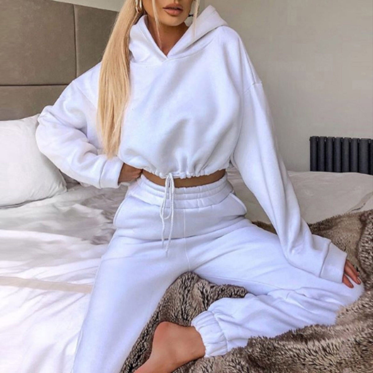 Isabella | Todelt Loungewear-Sæt til Kvinder med Vandfaldshals