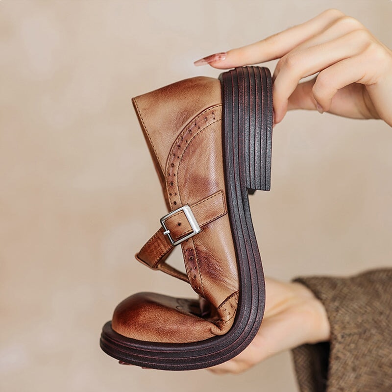 Elegantní Mary Janes z kůže