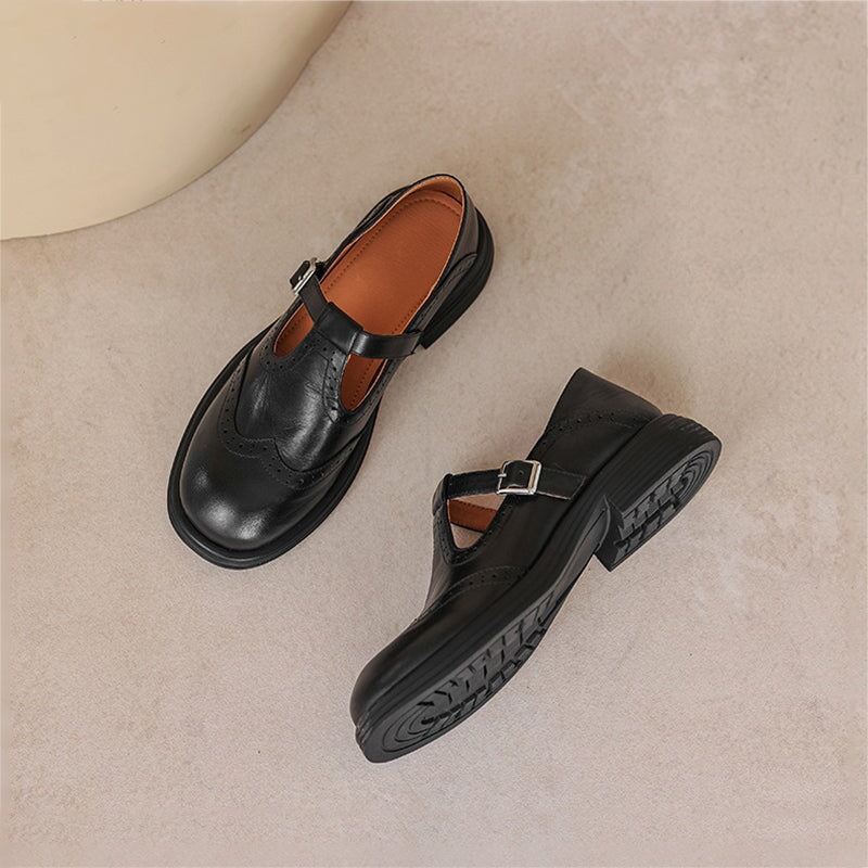 Elegantní Mary Janes z kůže