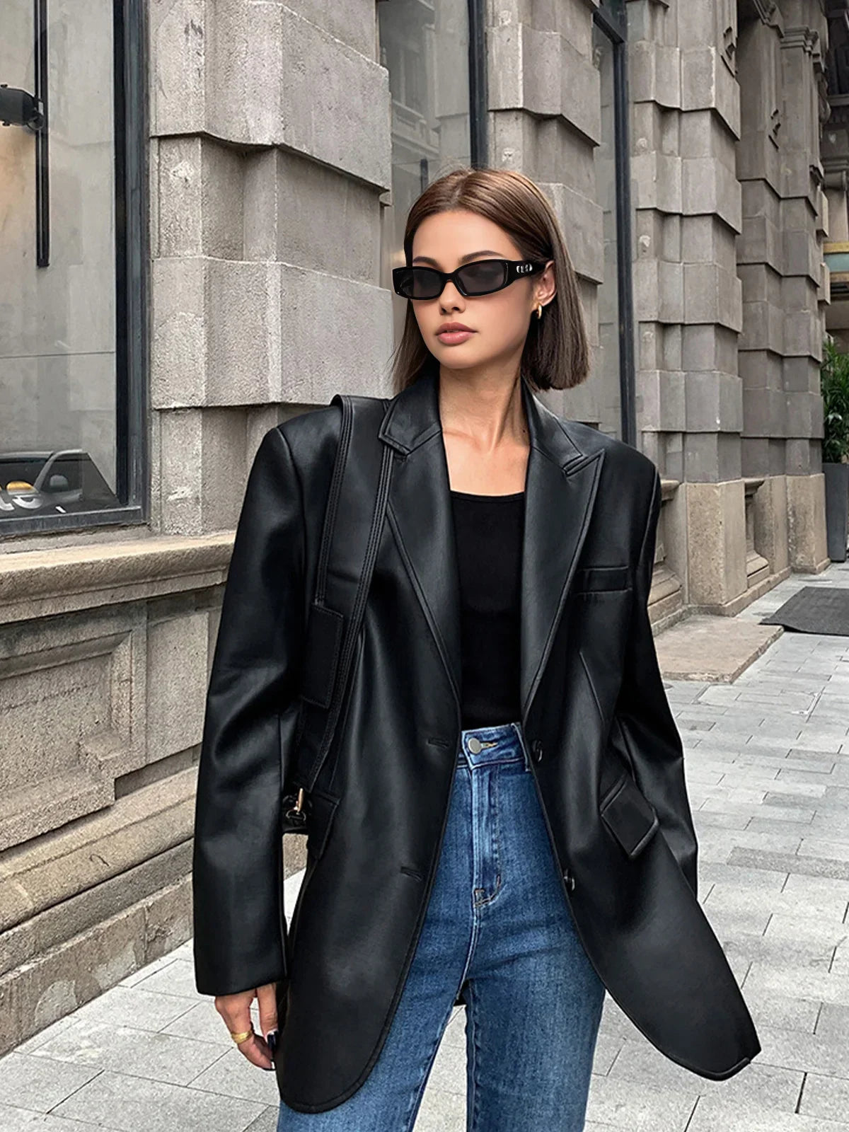 Chaqueta oversize elegante y moderna con efecto cuero para mujer