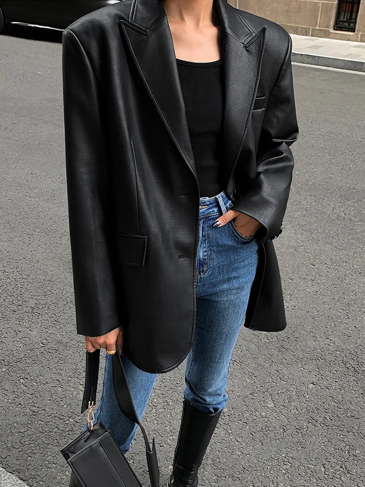 Chaqueta oversize elegante y moderna con efecto cuero para mujer