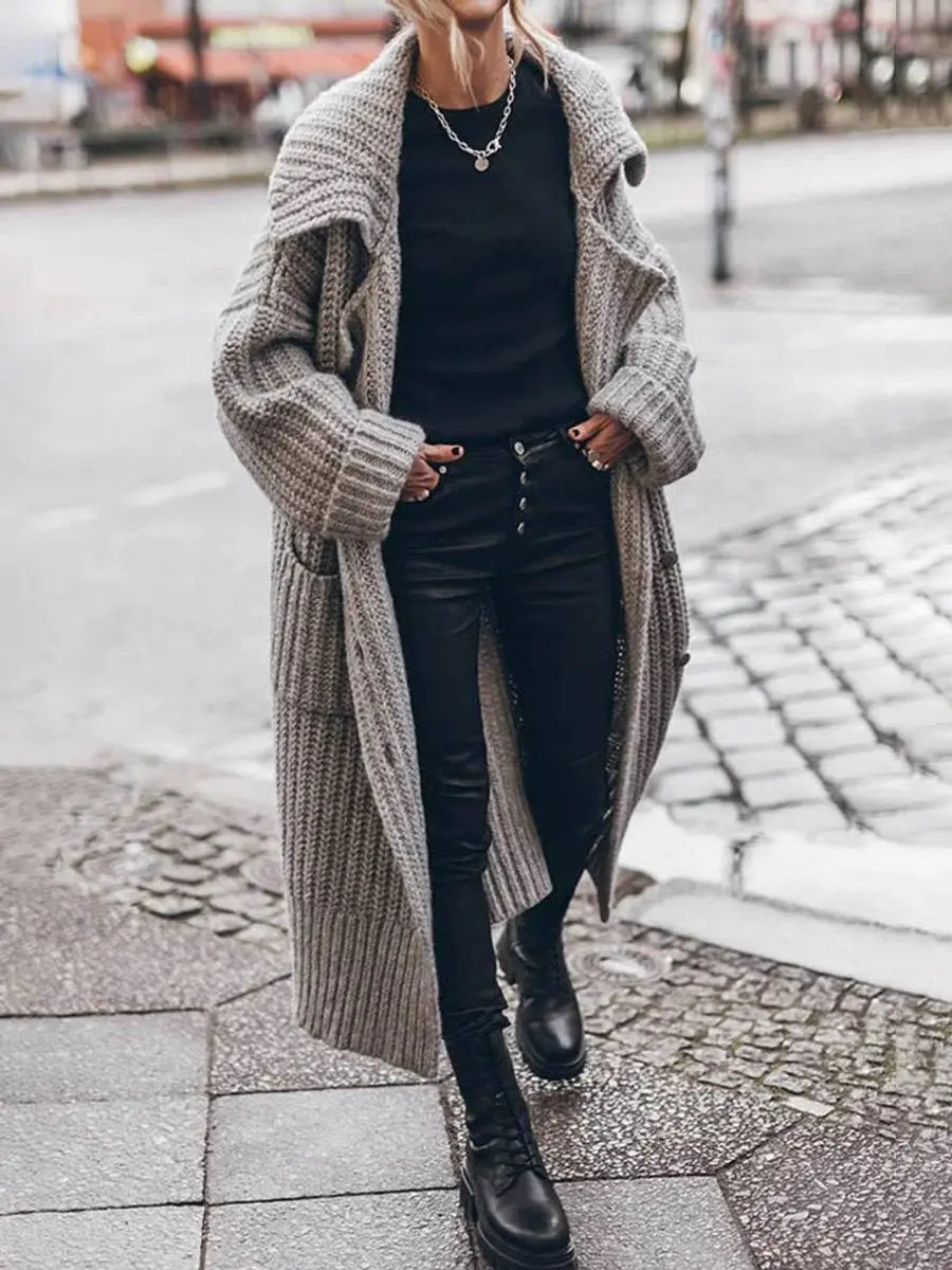 Oversized strikcardigan til kvinder med sjalskrave